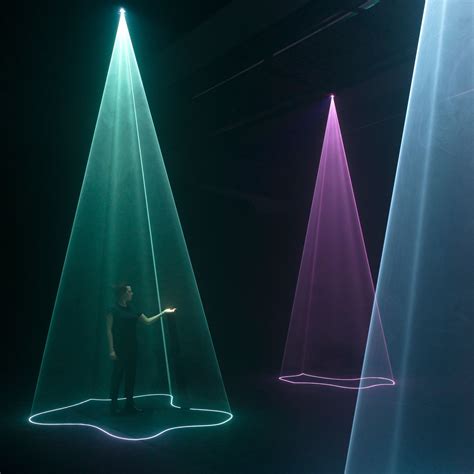 Audiovisual installation transforms emotions into beams of light ...