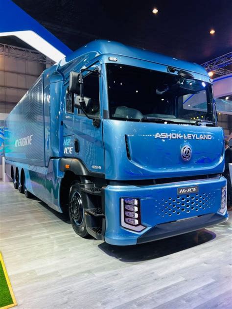 RIL and Ashok Leyland unveil a heavy-duty truck based on hydrogen ...