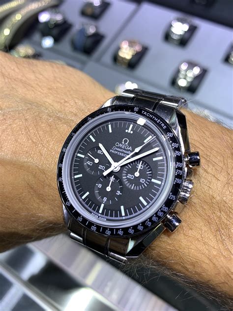 Speedmaster Omega 3573.50 Professional Black Dial Moonwatch Review