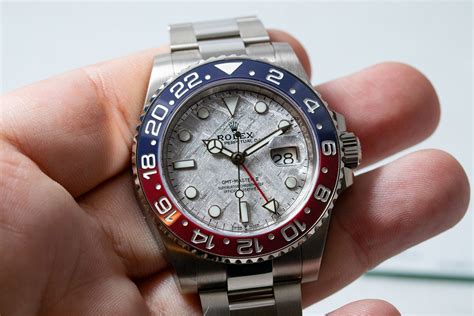 Buying Guide - Some of the Coolest Watches With Meteorite Dial