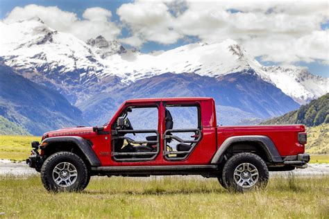 Jeep Gladiator diesel revealed, not for Australia | CarExpert