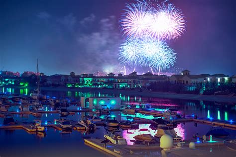 NYE Fireworks - Dubai 2018 on Behance