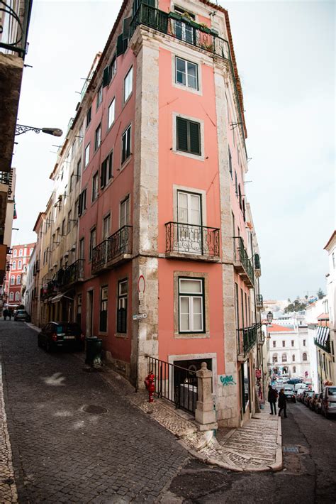 Old Town Lisbon (40 of 73) - For the Love of Wanderlust