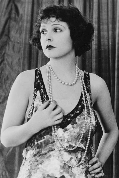 18 Fabulous Photos of Famous Flappers | Mental Floss