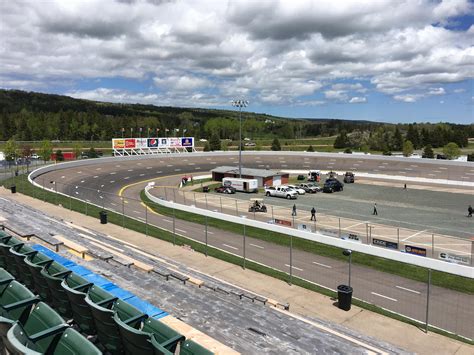 (OT) Opening Day at Riverside International Speedway in Nova Scotia ...