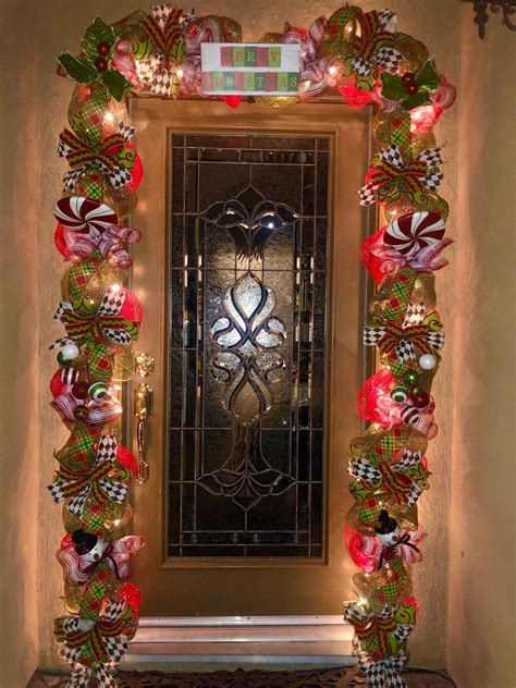 10+ Front Door Christmas Garland – HomeDecorish