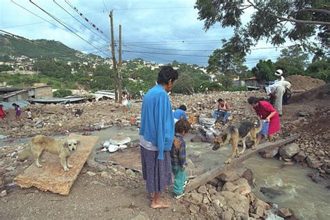 Effects of Hurricane Mitch in Honduras Pictures | Getty Images