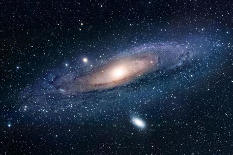 The Andromeda Galaxy - Wonderdome: Planetarium Shows for Schools