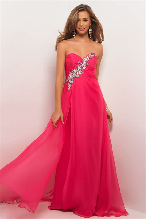 25 Stunning Prom Dresses Inspiration