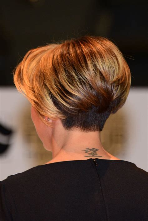 The wedge haircut back view - infomicro