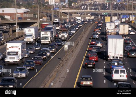 Toronto Canada heavy traffic on Highway 401 Stock Photo - Alamy