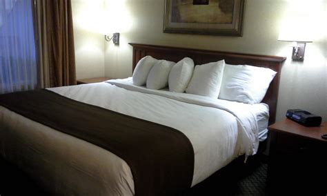 C'MON INN - FARGO $106 ($̶1̶2̶9̶) - Updated 2022 Prices & Hotel Reviews ...