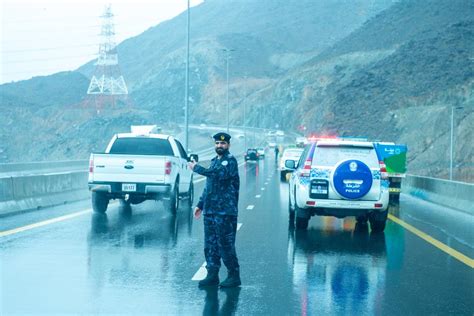 Full-fledged rescue operations carried out as rains wreak havoc in UAE ...