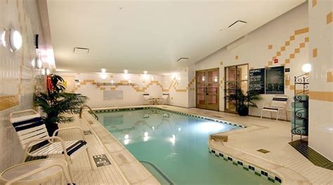 Hilton Garden Inn Washington DC Downtown Hotel - Indoor Pool ...