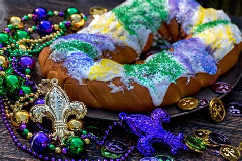 Fat Tuesday, Mardi Gras and King Cakes: Traditions Explained | Access ...