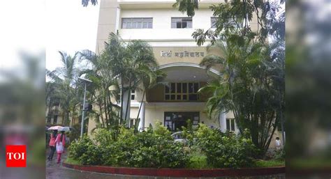 B K Birla College in Kalyan got Autonomous Status by UGC and University ...