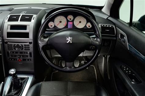 PEUGEOT 407 - peugeot-407_interior_4.jpg