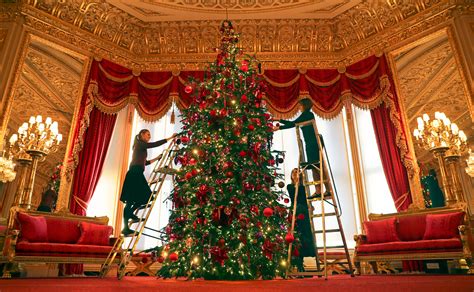 Christmas Decorations Buckingham Palace 2021 – Christmas Decorations 2021