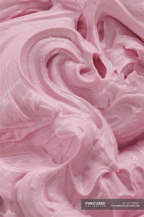 Ice cream texture — hand made, prepared - Stock Photo | #147733587