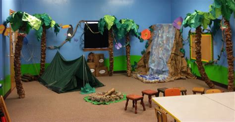 Jungle Jaunt VBS | Vbs crafts, Vbs, Jungle theme decorations