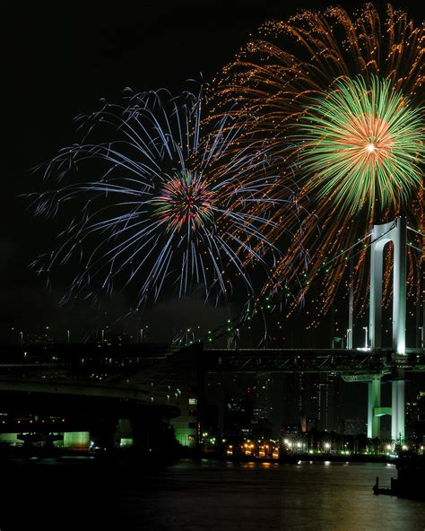 Tokyo Bay Fireworks | View Konan, Shinagawa Tokyo, Japan fir… | Flickr