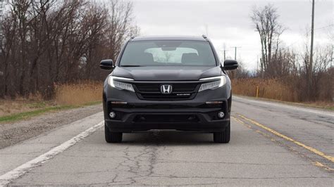 2020 Honda Pilot Black Edition: Black on black with a side of black - CNET