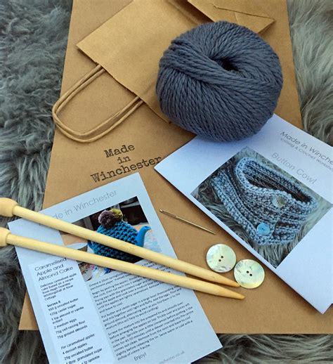 Beginners Knitting Kit – Made in Winchester