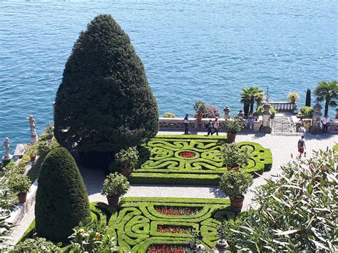 Gardens-Isola-Bella-Lake-Maggiore-Piedmont-Italy (1) - Tuscany Tours