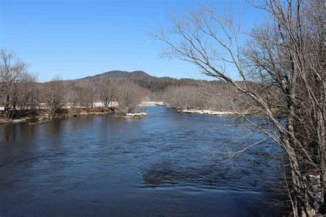 The Polluted Water of Androscoggin River – Earth5R