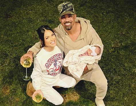 Shemar Moore Visits Mom's Grave with Baby Frankie in New Photo: 'Momma ...