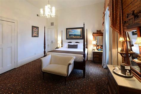 LAFITTE GUEST HOUSE - Updated 2022 Prices & Reviews (New Orleans, LA)