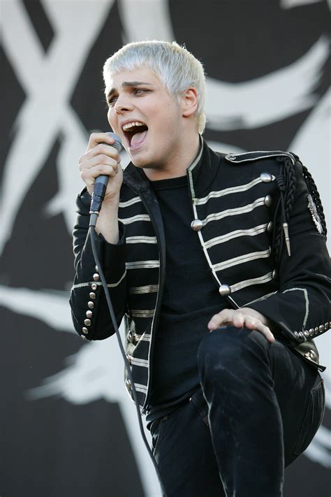 Gerard Way Black Parade Era Makeup - Mugeek Vidalondon