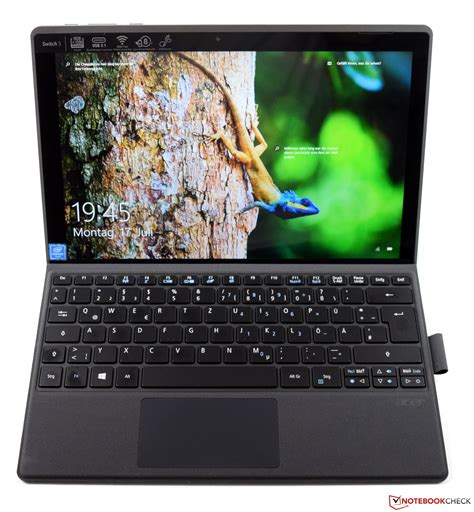 Acer Switch 3 SW312 (Pentium N4200) Convertible Review - NotebookCheck ...