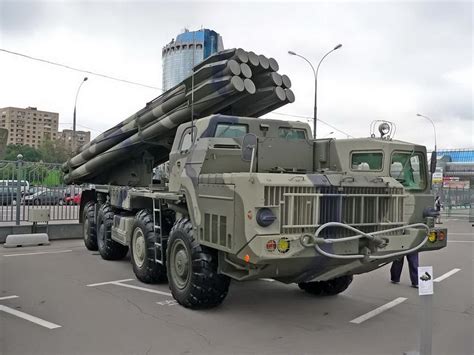 BM-30 Smerch - Walk Around | Military rocket, Army vehicles, Military ...