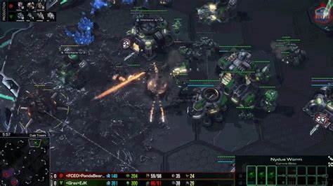 StarCraft II Pro Defends Perfectly Against Surprise Zerg All-In ...