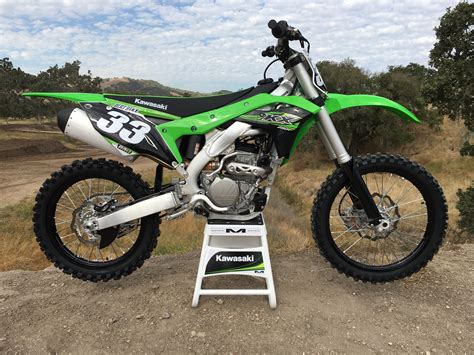 DIrt Bike Magazine | 2017 KAWASAKI KX250F : THE 17’S VIDEO SERIES