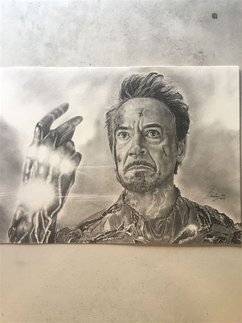 Ironman snap graphite pencil | Dibujos realistas, Bocetos artísticos ...