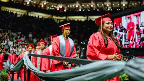 UNM celebrates Fall 2023 commencement: UNM Newsroom