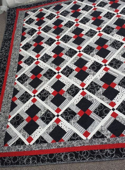 Gorgeous Black, White and Red, Custom Made Queen Size Quilt, Queen ...