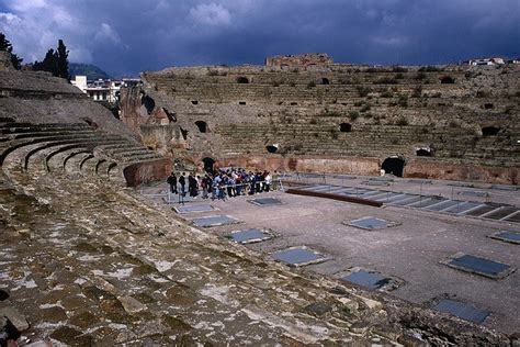 10 Famous Roman Amphitheaters | Amphitheater, Italy, Roman