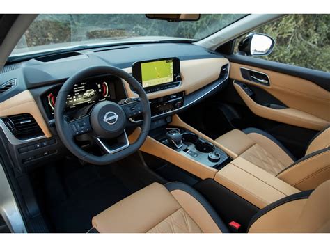 2023 Nissan Rogue Pictures: | U.S. News