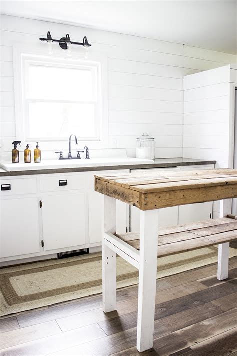 DIY Farmhouse Reclaimed Wood From Building Plans For A Pallet Kitchen ...