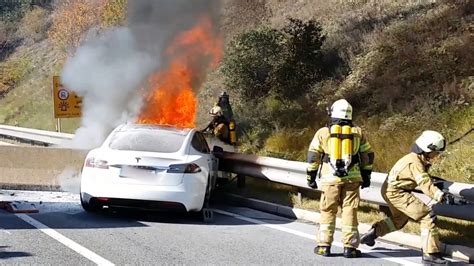 Elektrische auto: Riskeer je brand bij een ongeval... | Gocar.be