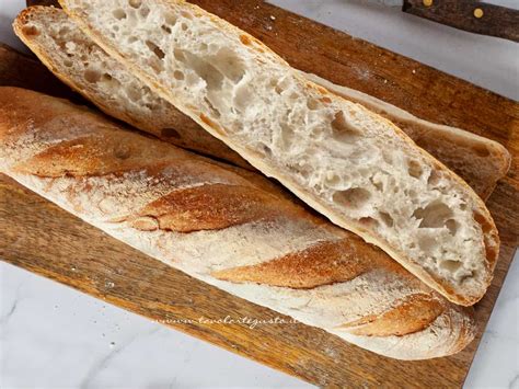 Baguette: la Ricetta originale francese con foto passo passo