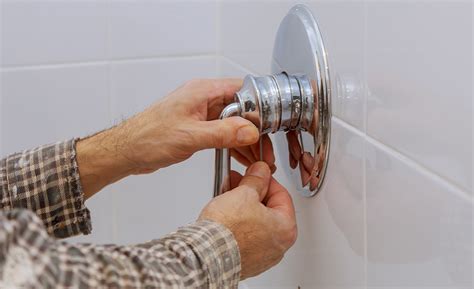 How To Replace Bathroom Faucet Handles – Everything Bathroom