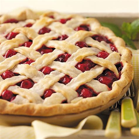 Fresh Cherry Pie Recipe | Taste of Home