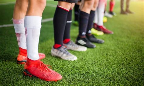 9 Best Turf Soccer Shoes (2023) - A Complete Guide