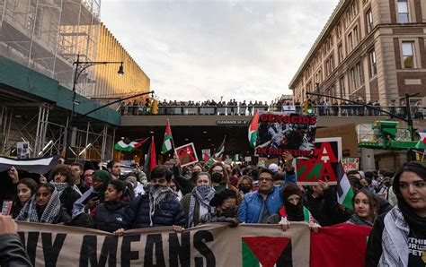 After a Chemical Attack on Pro-Palestine Protesters, Columbia Students ...