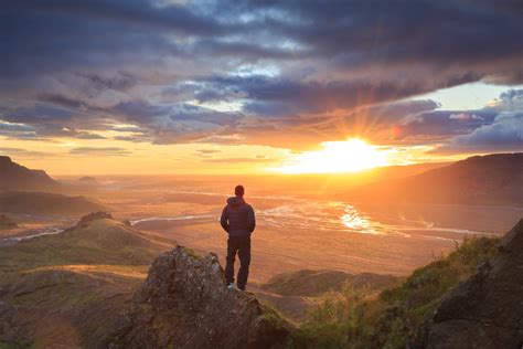 The Midnight Sun in Iceland - Where Is the Best Place to Watch It From ...