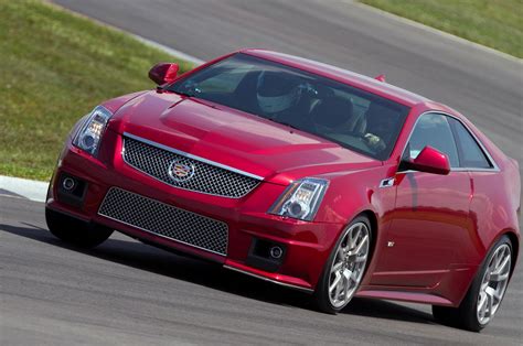 Cadillac CTS-V Coupe Photos and Specs. Photo: CTS-V Coupe Cadillac usa ...